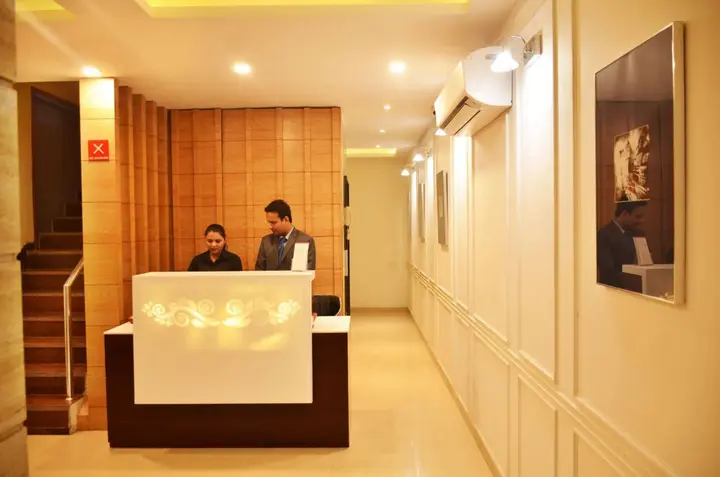 Зиракпур: Mint Hotel Premia