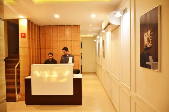 Зиракпур: Mint Hotel Premia
