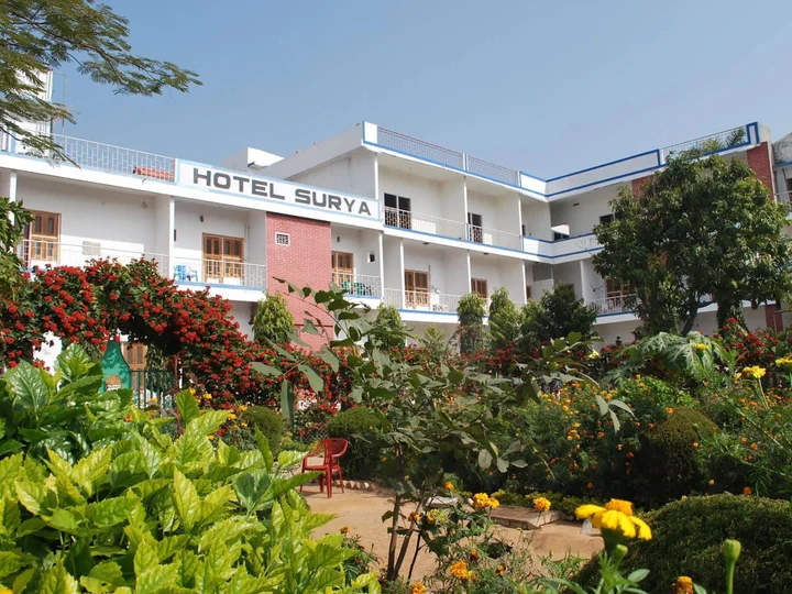 Кхаджурахо: Hotel Surya