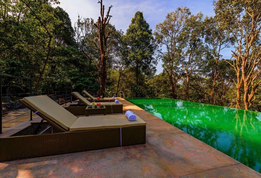 Султан-Батери: Wayanad Wild Rainforest lodge by CGH Earth