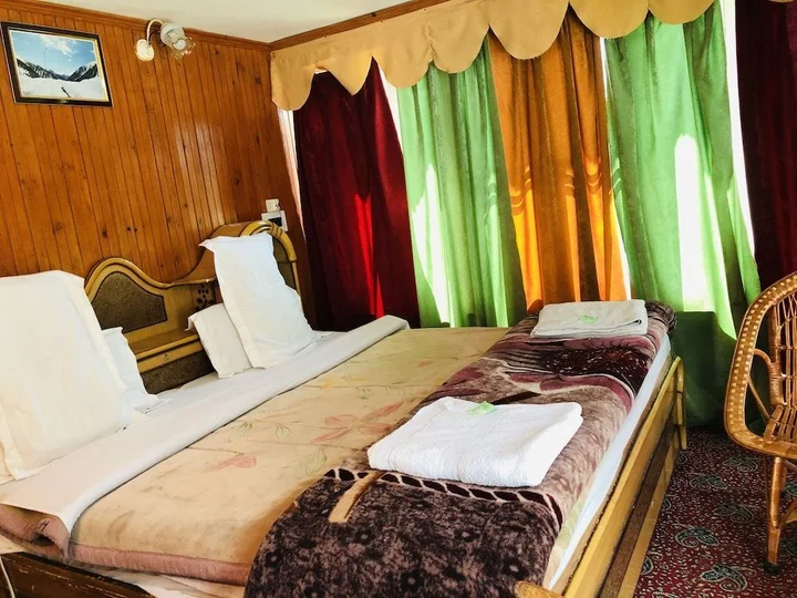 Пахалгам: Hotel Glacier Heights