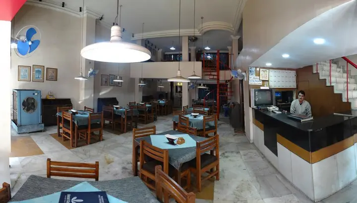 Бхопал: Gaurav Hotel