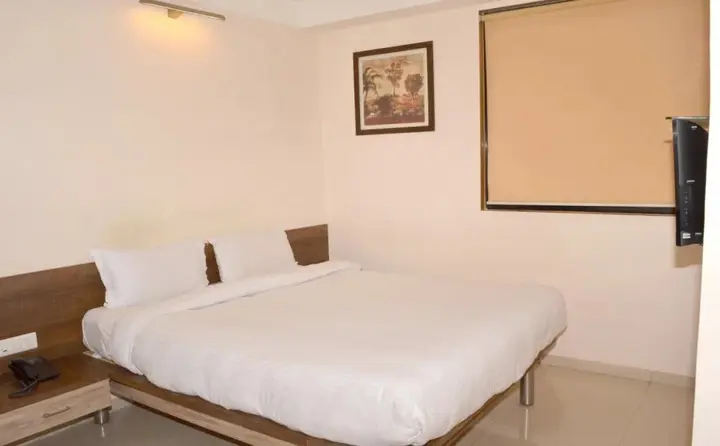 Вапи: Budget Inn Palm Regency