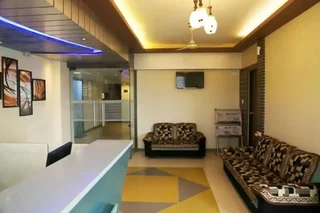 Вапи: Budget Inn Palm Regency