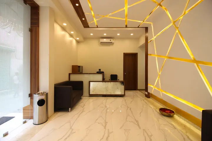 Мумбаи: FabHotel Swamini Niwas Malad East