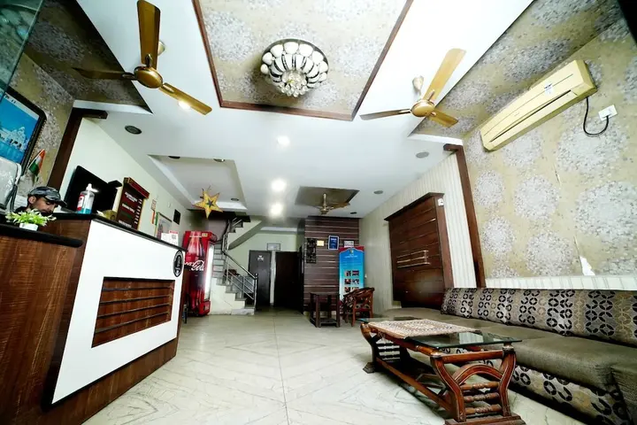 Амритсар: Hotel Holiday Comfort - 800 mts from Jallianwala Bagh, Amritsar