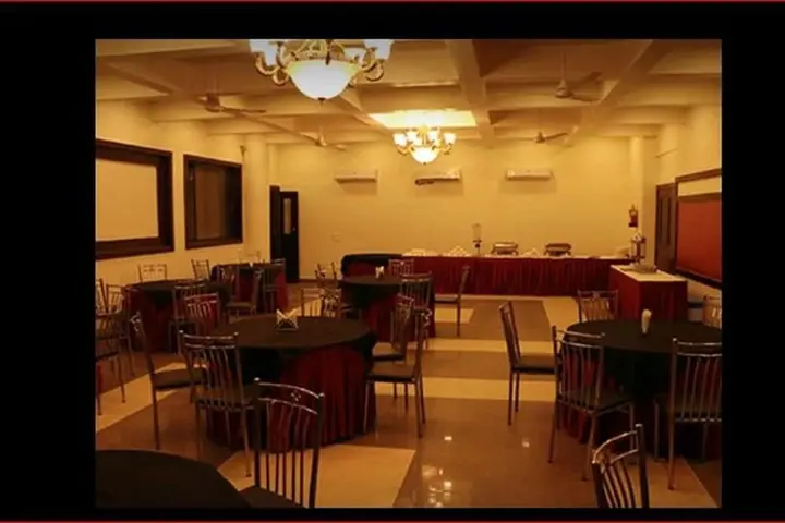 Бхопал: Hotel Nirmal Residency