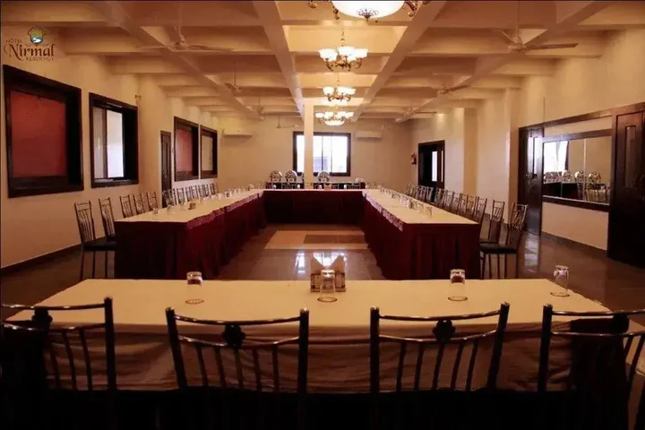 Бхопал: Hotel Nirmal Residency
