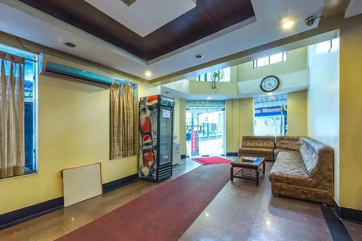 Пунди: Hotel Gold Inn