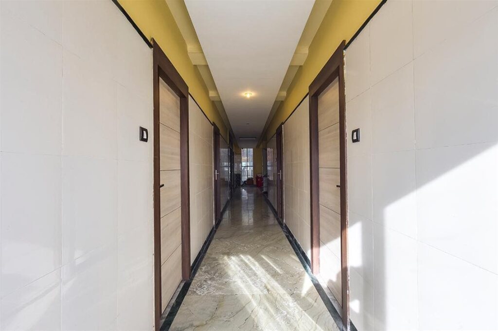 Пунди: Hotel Gold Inn