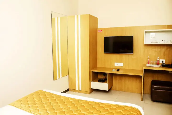 Мумбаи: Hotel Elite Continental - Airport Road Andheri