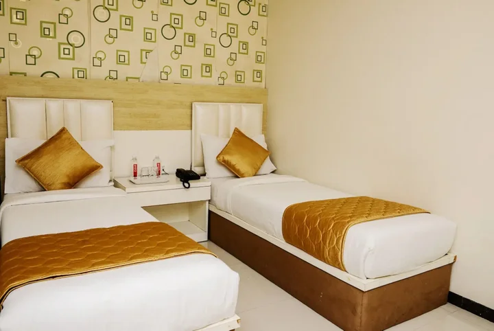 Мумбаи: Hotel Elite Continental - Airport Road Andheri