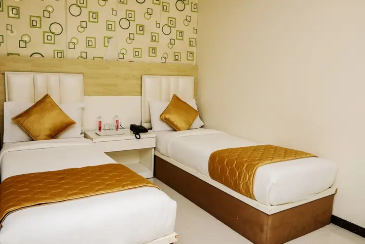 Мумбаи: Hotel Elite Continental - Airport Road Andheri