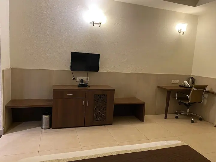 Бхилвара: The Palm Resort