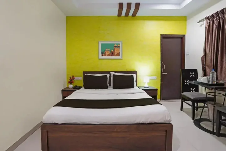 Ахмедабад: Poonam Palace Hotel