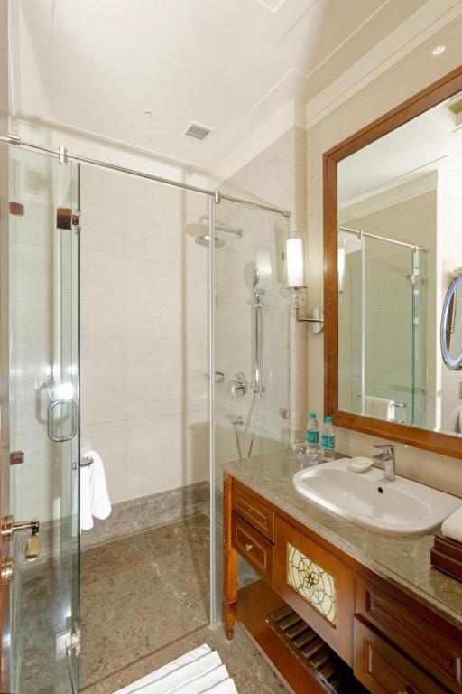 Индаур: Sheraton Grand Palace Indore