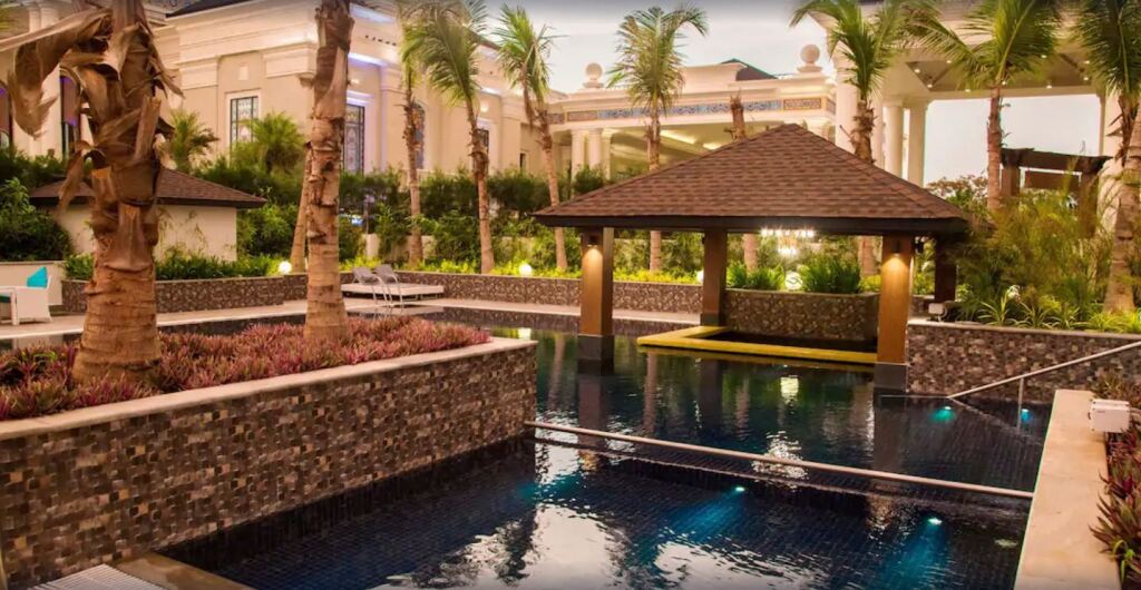 Индаур: Sheraton Grand Palace Indore
