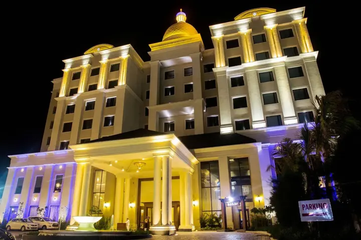 Индаур: Sheraton Grand Palace Indore