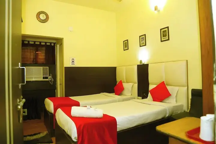 Джамшедпур: Hotel Holidei Inn