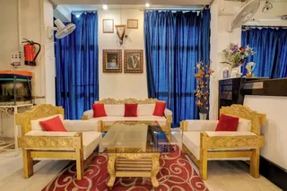 Джамшедпур: Hotel Holidei Inn
