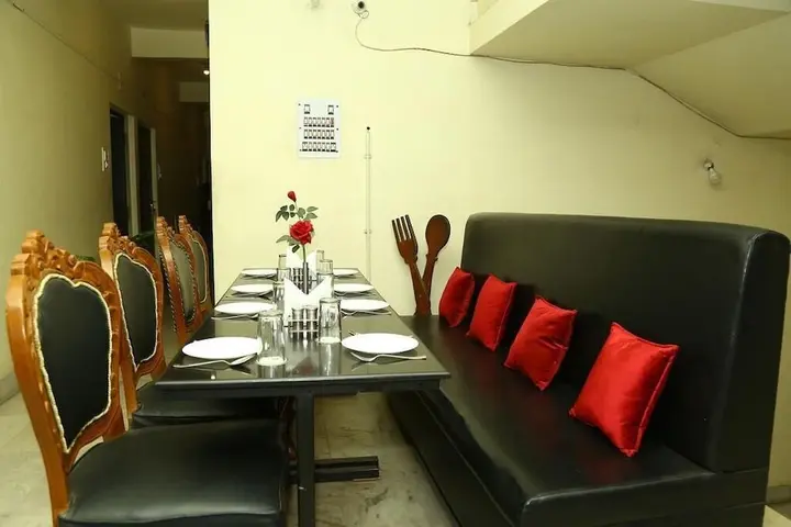 Джамшедпур: Hotel Holidei Inn