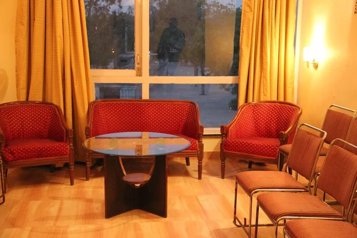 Гуруграм: Hotel Doves Inn