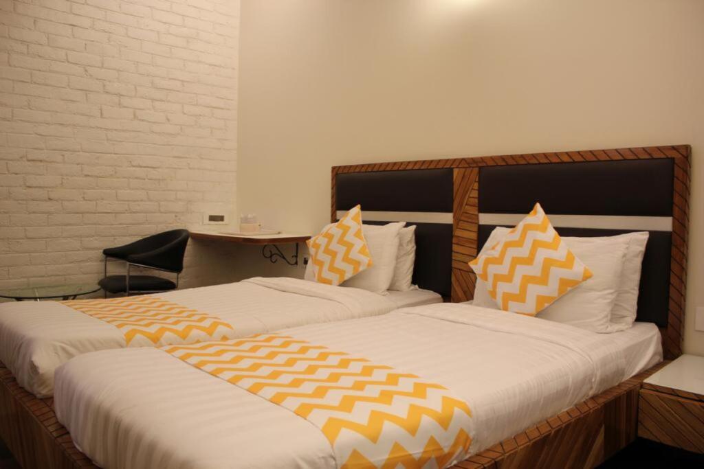 Гуруграм: FabHotel Daffodils Sohna Road