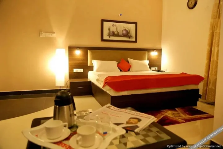 Салем: Premier Inn
