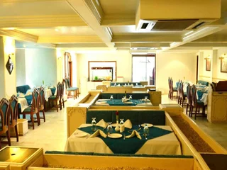 Индаур: OYO 2029 South Tukoganj