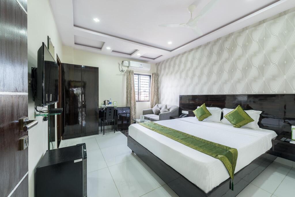 Бангалор: Treebo Greenwood Premier Suites, Old Airport Road