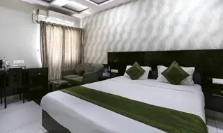 Бангалор: Treebo Greenwood Premier Suites, Old Airport Road