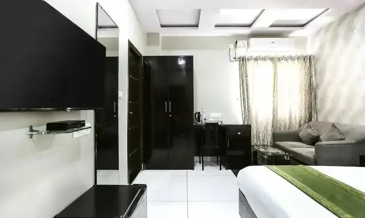 Бангалор: Treebo Greenwood Premier Suites, Old Airport Road