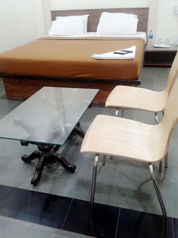 Мумбаи: HOTEL Sai Leela Residency