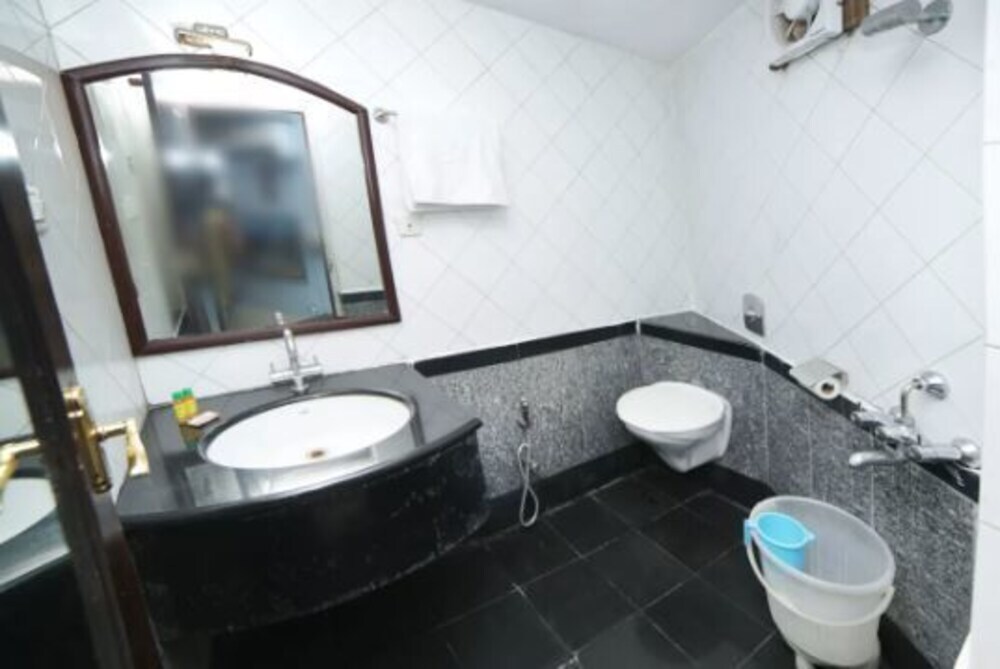 Хидерабад: FabHotel V Hotel Banjara Hills