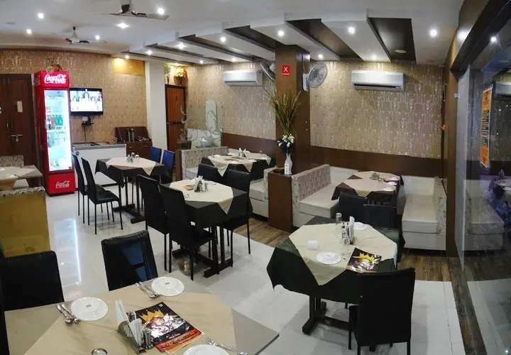 Удджайн: Hotel Kamad Giri