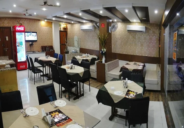 Удджайн: Hotel Kamad Giri