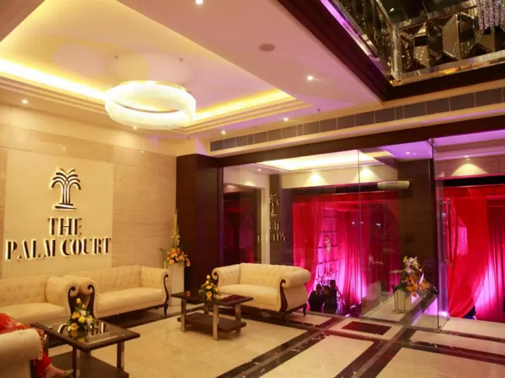 Лудхиана: The Palm Court