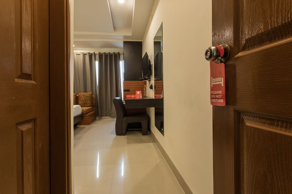 Индаур: Hotel Elegant Classique