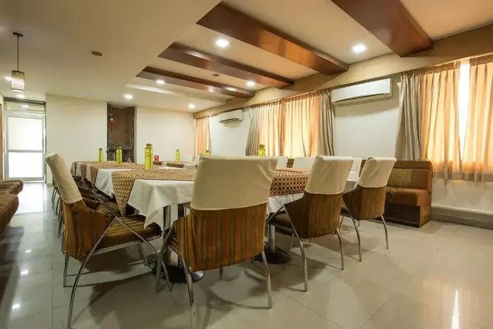 Индаур: Hotel Elegant Classique