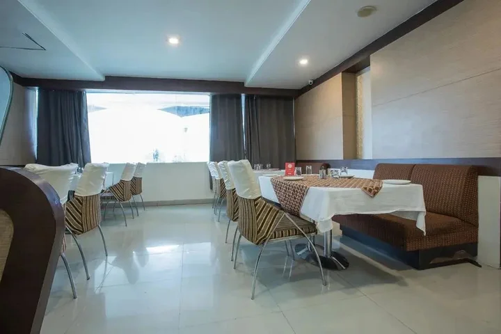 Индаур: Hotel Elegant Classique
