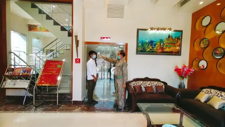 Варанаси: Hotel Ozas Grand
