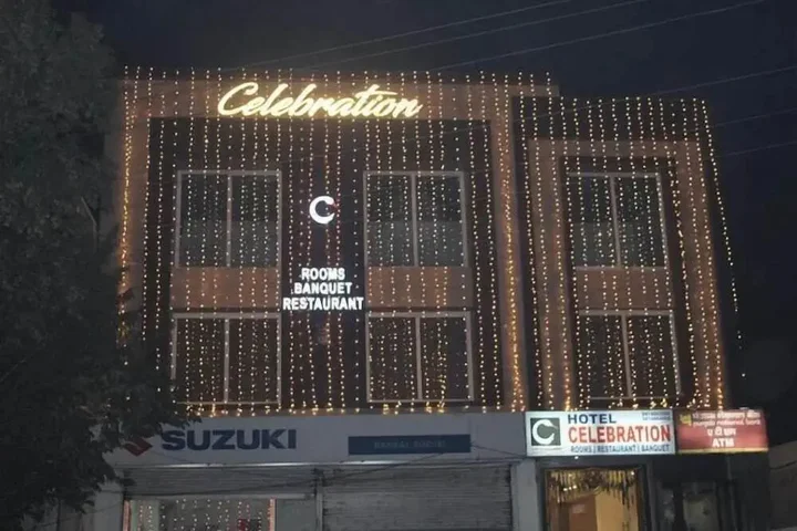 Фатехпур-Сикри: Hotel Celebration