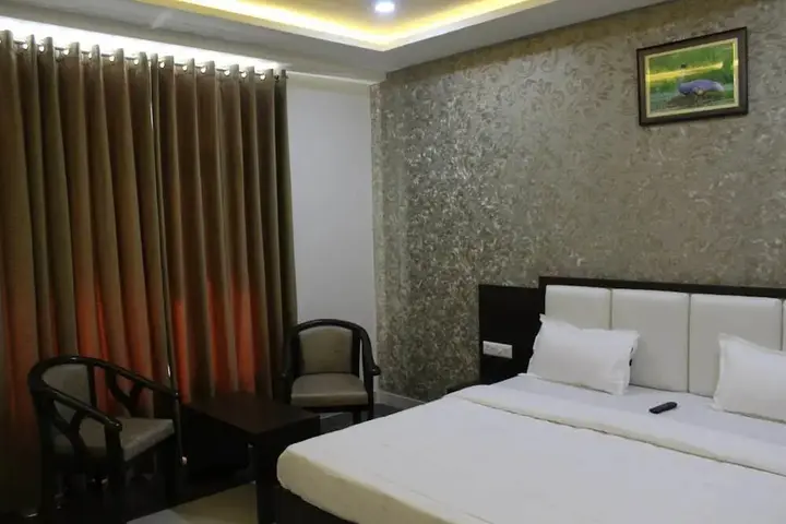 Фатехпур-Сикри: Hotel Celebration