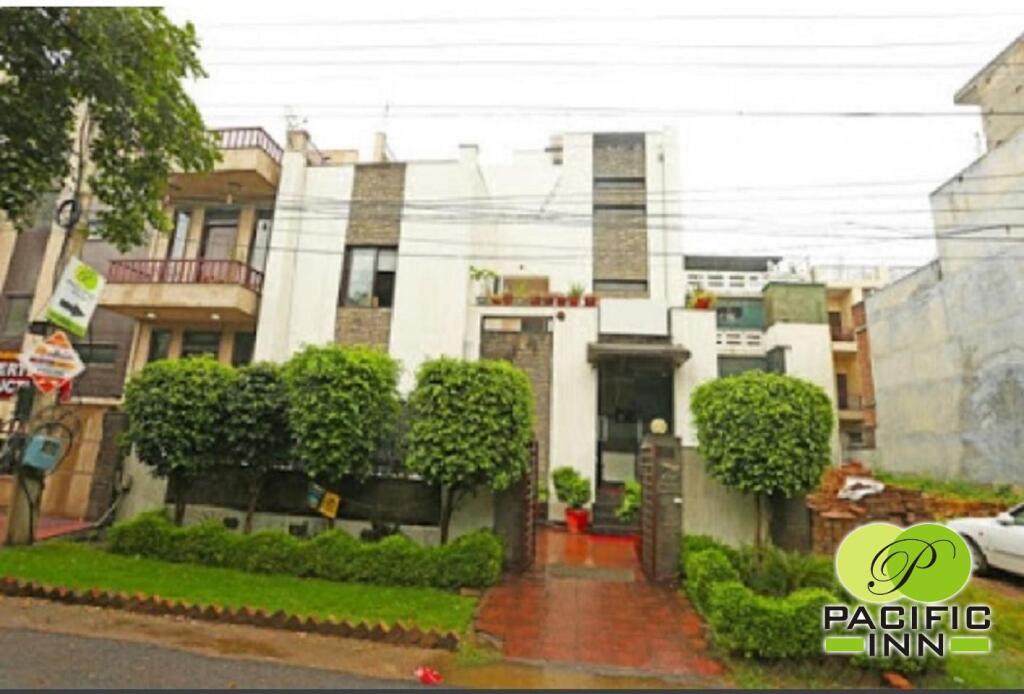 Pacific Inn Eco Central Sector-45 Gurgaon — фото 1