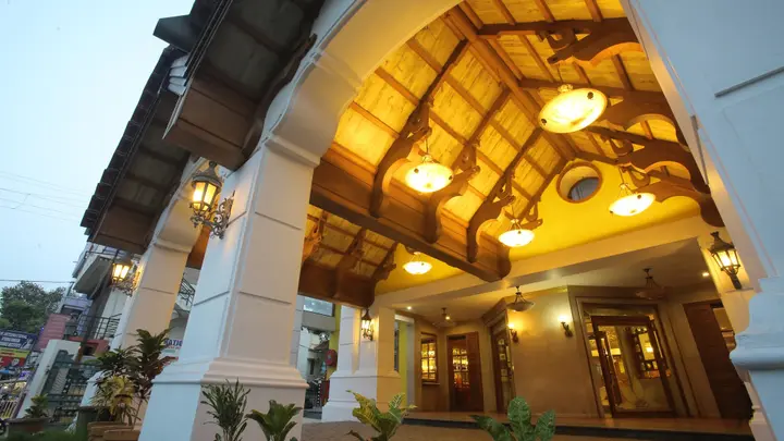 Eraniel: Hotel Vijayetha