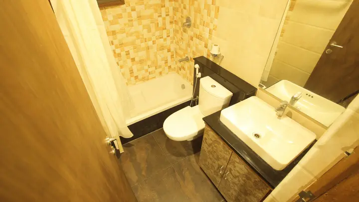 Eraniel: Hotel Vijayetha