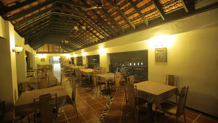 Eraniel: Hotel Vijayetha