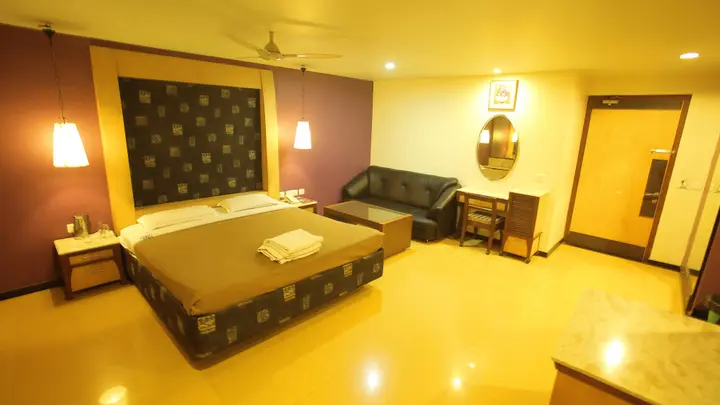Eraniel: Hotel Vijayetha