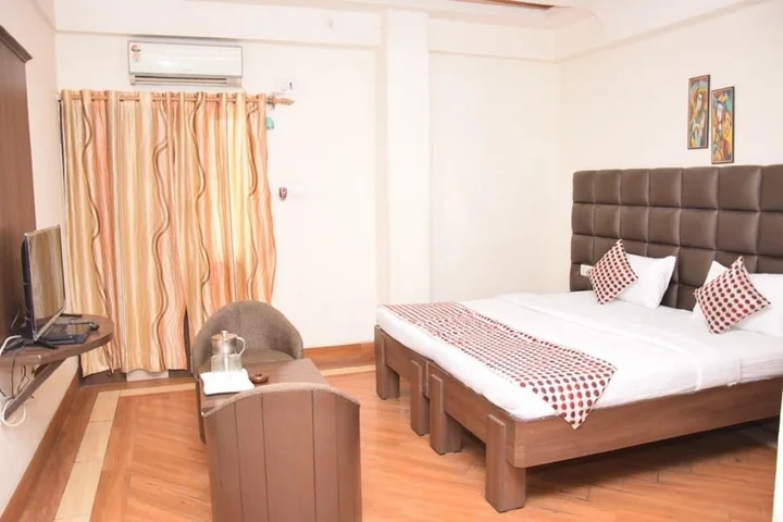 Рева: Jeet Residency