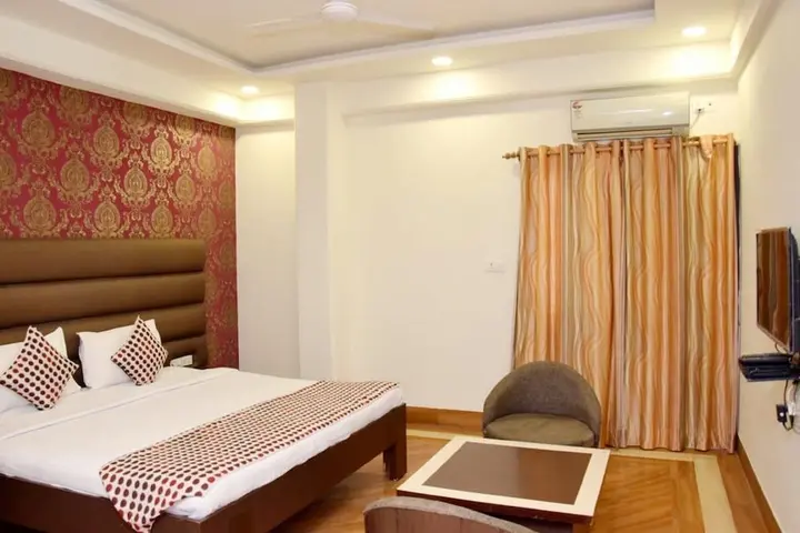 Рева: Jeet Residency